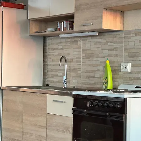 Vikendica Nina I Lola