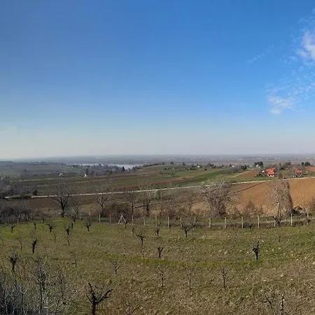 Case de vacanță Vikendica Nina I Lola Novi Sad