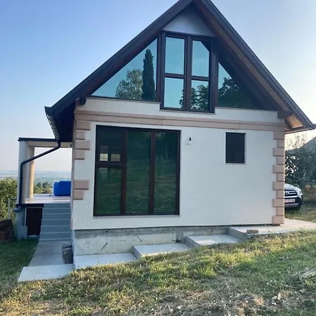 Case de vacanță Vikendica Nina I Lola Novi Sad